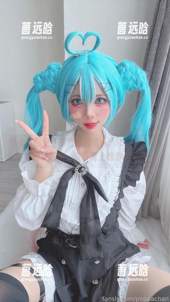 兔女郎丽贝卡的图片精选：Poppa Chan，我敢打赌，你会爱上她的呆萌！